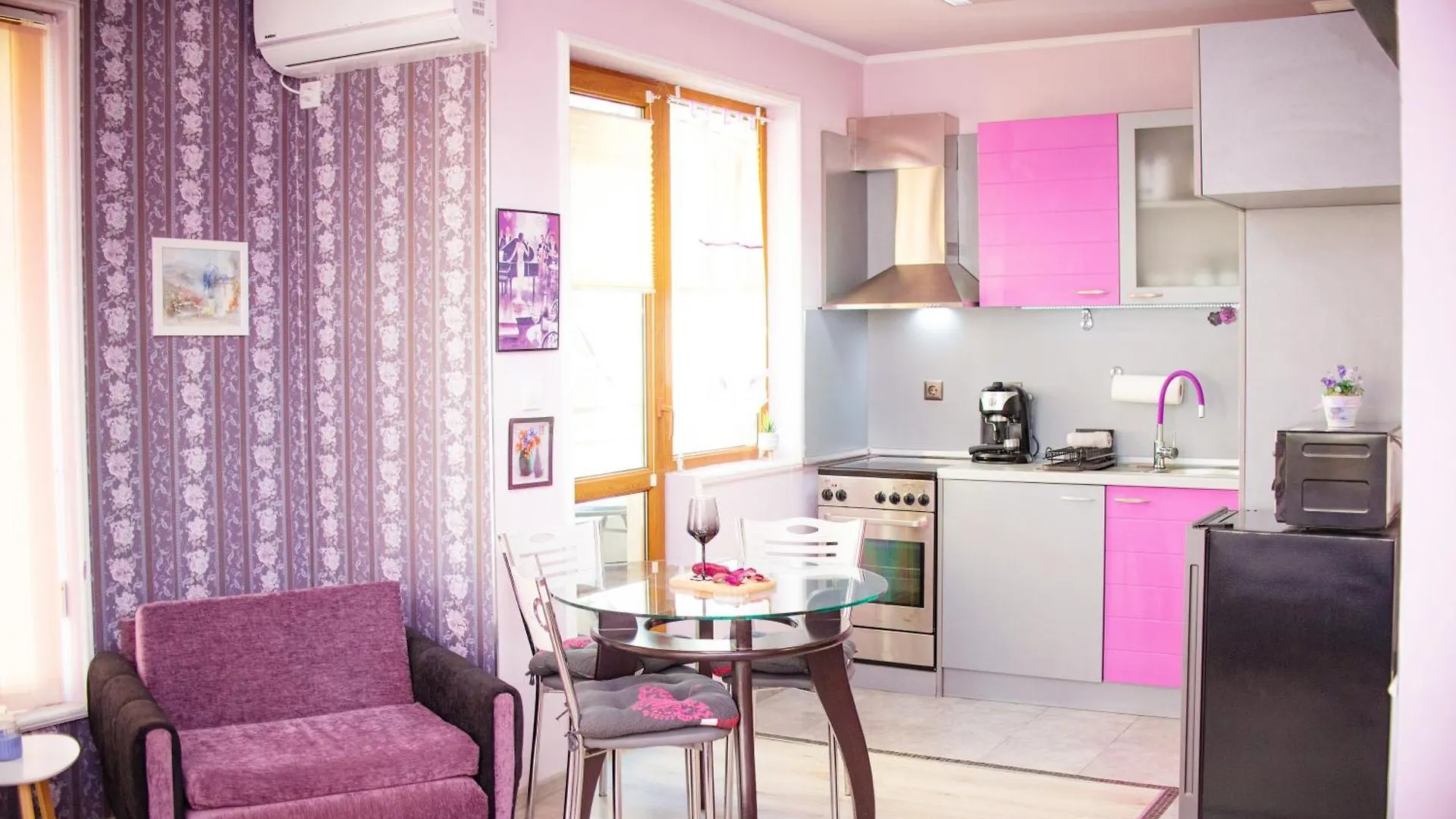 Studio Violet Burgas Apartment